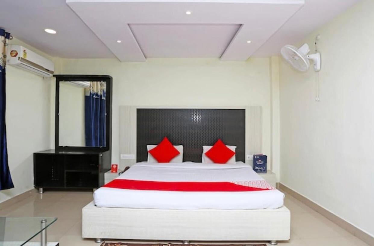 Pachmarhī Hotel Payal & Restaurent מראה חיצוני תמונה