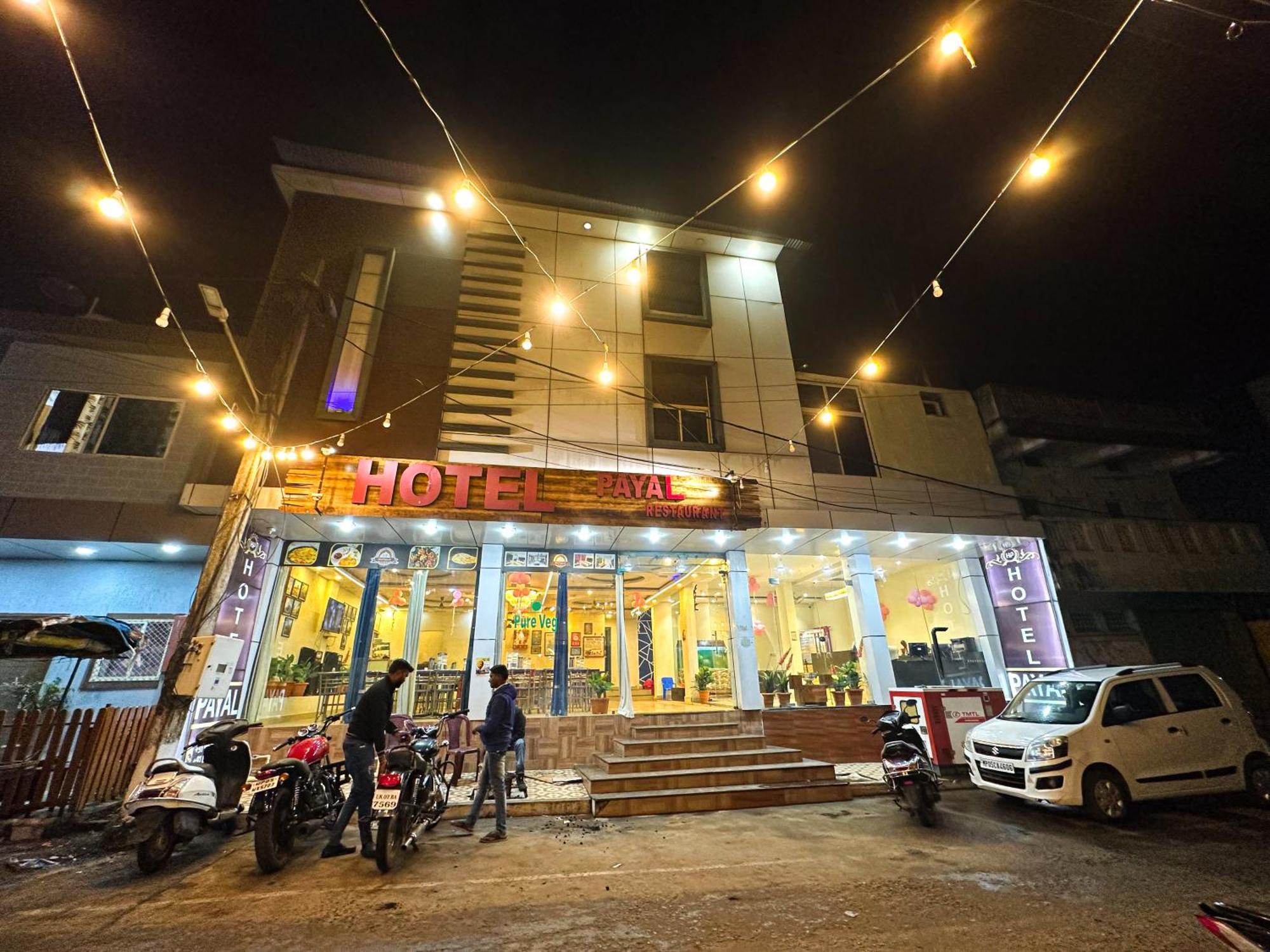 Pachmarhī Hotel Payal & Restaurent מראה חיצוני תמונה